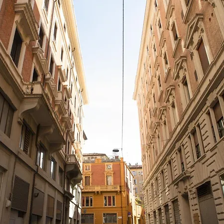 Enjoy - Luxury Experience In The Heart Of Apartment Bologna